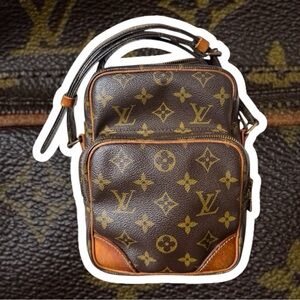 Pre-owned Louis Vuitton Vintage Leather Amazon Crossbody Bag